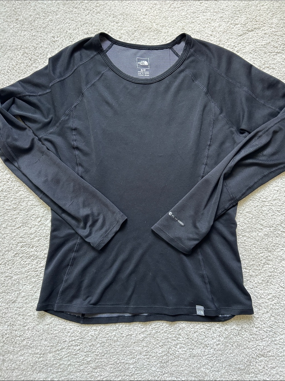 The North Face Black Women's Flash Dry Long-Sleeve Performance Top, Size S